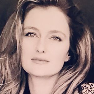 Meet your Posher, Cristina